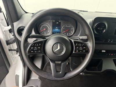 Mercedes-Benz Sprinter 515CDI Automaat Dubbellucht Bakwagen | Laadklep | Multimedia | Camera | Airco | Dakspoiler | Cruise | Zijdeur foto 14