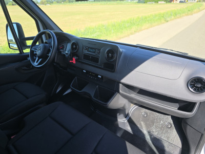 Mercedes-Benz Sprinter 515 CDI Bakwagen + Laadklep - AUTOMAAT - Euro 6 - 150 Pk - Airco - Cruise Control 12