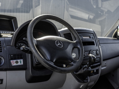 Mercedes-Benz Sprinter 518 CDI 3.0 180PK | Be-Trekker 8.7T | TG: 6690 KG | Cruise | Airco | 6-Persoons 9