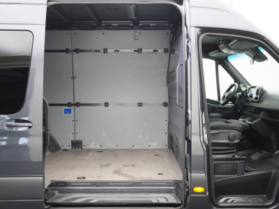 Mercedes-Benz Sprinter 519 3.0 CDI V6 AUT. L2H2 N1 Airco, Camera, Stoelverwarming, Cruise, Apple Carplay, LED, Trekhaak foto 12