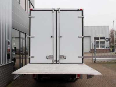 Mercedes-Benz Sprinter 519 3.0 CDI v6 Aut. Koelwagen Vrieswagen BE-Trekker Oplegger foto 5