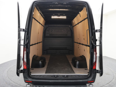 Mercedes-Benz Sprinter 519 CDI Automaat L2H2 Leer, LED, 360 camera, ACC, Trekhaak, Airco, Dubbel lucht, N1 foto 12