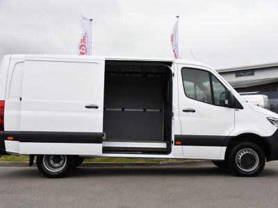Mercedes-Benz Sprinter 519 V6 3.0 CDI L2H1 PB Edition Camera, Cruise, Carplay, 3500kg Trekhaak, LED, Mbux, Geveerde Stoel, Uniek! 319 11