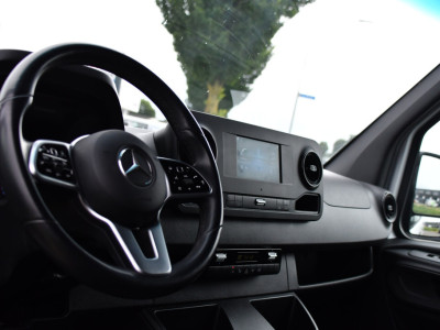 Mercedes-Benz Sprinter 519 V6 3.0 CDI L2H1 PB Edition Camera, Cruise, Carplay, 3500kg Trekhaak, LED, Mbux, Geveerde Stoel, Uniek! 319 2