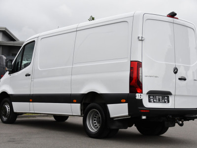 Mercedes-Benz Sprinter 519 V6 3.0 CDI L2H1 PB Edition Camera, Cruise, Carplay, 3500kg Trekhaak, LED, Mbux, Geveerde Stoel, Uniek! 319 3