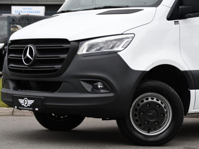 Mercedes-Benz Sprinter 519 V6 3.0 CDI L2H1 PB Edition Camera, Cruise, Carplay, 3500kg Trekhaak, LED, Mbux, Geveerde Stoel, Uniek! 319 7