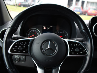 Mercedes-Benz Sprinter 519 V6 3.0 CDI L4H2 PB Edition N1, 360 Camera, Cruise, Carplay, 10,5 Mbux, Automaat, Sensoren, 190pk, Elektrische deur, Stoelverwarming, Geveerde stoel, Uniek! 319 15