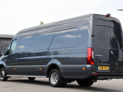 Mercedes-Benz Sprinter 519 V6 3.0 CDI L4H2 PB Edition N1, 360 Camera, Cruise, Carplay, 10,5 Mbux, Automaat, Sensoren, 190pk, Elektrische deur, Stoelverwarming, Geveerde stoel, Uniek! 319 3