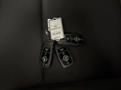 Mercedes-Benz Sprinter 9G-Tronic Automaat L2H2 Edition | Multimedia | Camera | Airco | Betimmering | 3-Zits 5