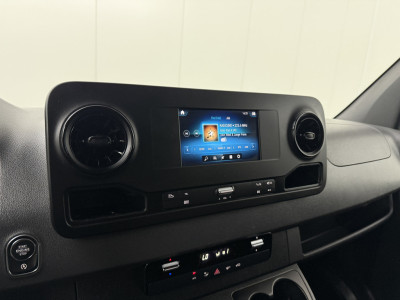 Mercedes-Benz Sprinter 9G-Tronic Automaat L2H2 | Multimedia | Camera | Airco | 3-Zits | Betimmering foto 20