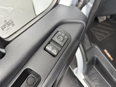 Mercedes-Benz Sprinter 9G-Tronic Automaat L2H2 | Multimedia | Camera | Airco | 3-Zits | Betimmering foto 8