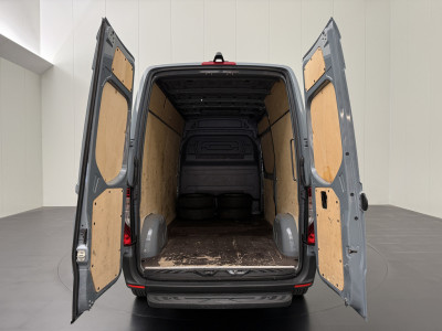 Mercedes-Benz Sprinter Automaat L2H2 | Led | LMV EUR 1900,-- meerprijs | Camera | Multimedia | Airco | Cruise | 3-Zits 4
