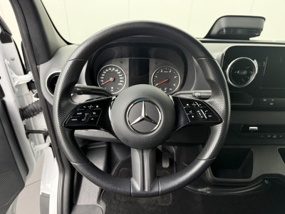 Mercedes-Benz Sprinter Automaat L3H2 Maxi Pro ( Model 2025 ) | 10 Multimedia+Camera | Airco | Cruise | 3-Zits foto 14