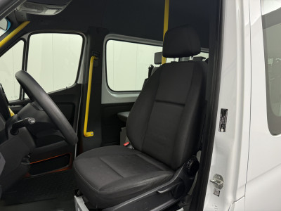 Mercedes-Benz Sprinter L2H2 9-Persoons Rolstoelbus | Kombi | Euro 6 | Prijs inclusief BTW/BPM | Multimedia | Airco | Verlaagde voorinstap 18