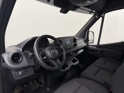 Mercedes-Benz Sprinter L2H2 9G-tronic Automaat L2H2 | Multimedia | Camera | Airco | 3-Zits | Betimmering foto 3