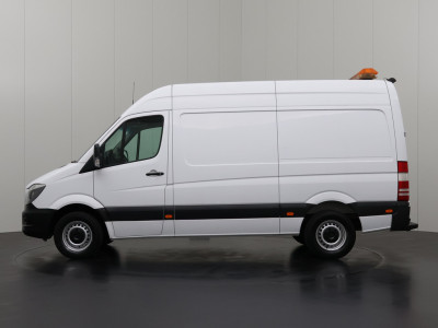 Mercedes-Benz Sprinter L2H2 | Airco | 3-Persoons | Trekhaak | Gate Locks | Betimmering 12