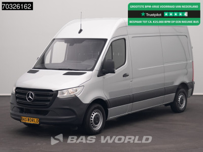 Mercedes-Benz Sprinter 215 CDI Automaat 150pk L2H2 MBUX Camera Airco Parkeersensoren CarPlay Euro6 L2 Airco
