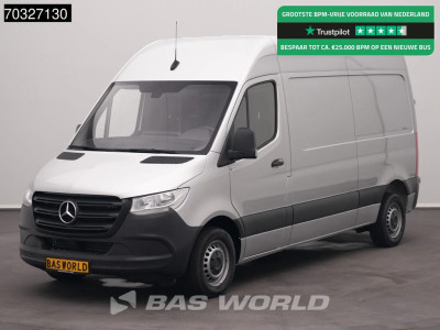 Mercedes-Benz Sprinter 215 CDI Automaat 150pk L2H2 MBUX Camera Airco Parkeersensoren CarPlay Euro6 L2 Airco