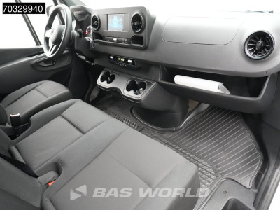 Mercedes-Benz Sprinter 215 CDI Automaat 150pk L2H2 MBUX Camera Airco Parkeersensoren CarPlay Euro6 L2 Airco 13