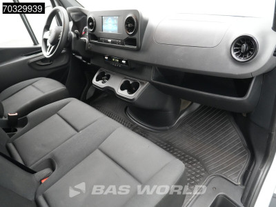 Mercedes-Benz Sprinter 215 CDI Automaat 150pk L2H2 MBUX Camera Airco Parkeersensoren CarPlay Euro6 L2 Airco 13