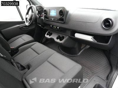 Mercedes-Benz Sprinter 215 CDI Automaat 150pk L2H2 MBUX Camera Airco Parkeersensoren CarPlay Euro6 L2 Airco 13