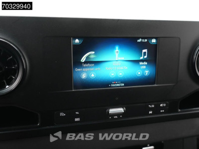 Mercedes-Benz Sprinter 215 CDI Automaat 150pk L2H2 MBUX Camera Airco Parkeersensoren CarPlay Euro6 L2 Airco 15