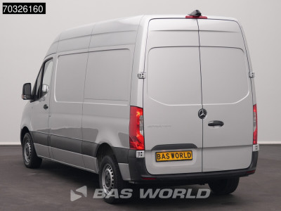Mercedes-Benz Sprinter 215 CDI Automaat 150pk L2H2 MBUX Camera Airco Parkeersensoren CarPlay Euro6 L2 Airco 6