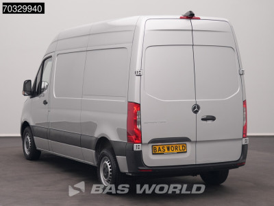 Mercedes-Benz Sprinter 215 CDI Automaat 150pk L2H2 MBUX Camera Airco Parkeersensoren CarPlay Euro6 L2 Airco 6