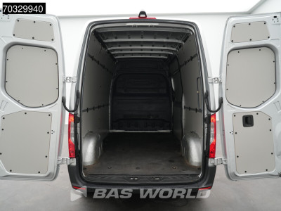 Mercedes-Benz Sprinter 215 CDI Automaat 150pk L2H2 MBUX Camera Airco Parkeersensoren CarPlay Euro6 L2 Airco 8