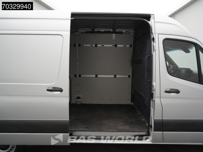 Mercedes-Benz Sprinter 215 CDI Automaat 150pk L2H2 MBUX Camera Airco Parkeersensoren CarPlay Euro6 L2 Airco 9