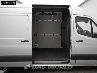 Mercedes-Benz Sprinter 215 CDI Automaat 150pk L2H2 MBUX Camera Airco Parkeersensoren CarPlay Euro6 L2 Airco 9