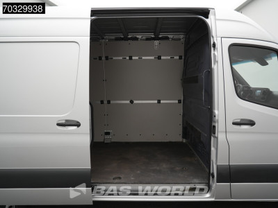 Mercedes-Benz Sprinter 215 CDI Automaat 150pk L2H2 MBUX Camera Airco Parkeersensoren CarPlay Euro6 L2 Airco 9