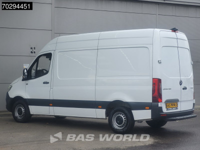 Mercedes-Benz Sprinter 314 CDI Automaat L2H2 LED Airco Cruise Camera MBUX CarPlay Euro6 L2 12m3 Airco Cruise control foto 2