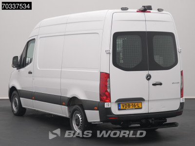 Mercedes-Benz Sprinter 314 CDI Automaat L2H2 Werkplaatsinrichting AC/Climate MBUX Carplay Cruise Camera Trekhaak Euro6 L2 Airco Trekhaak Cruise control foto 7
