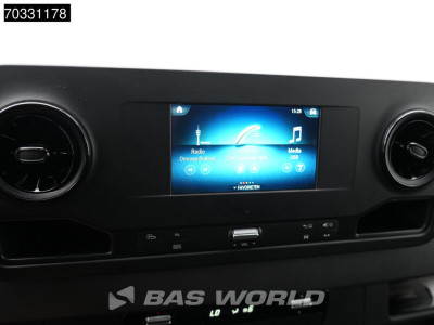 Mercedes-Benz Sprinter 315 CDI Automaat L2H2 Trekhaak Airco Cruise MBUX CarPlay Euro6 L2 Airco Trekhaak Cruise control 17