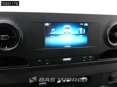 Mercedes-Benz Sprinter 315 CDI Automaat L2H2 Trekhaak Airco Cruise MBUX CarPlay Euro6 L2 Airco Trekhaak Cruise control 19