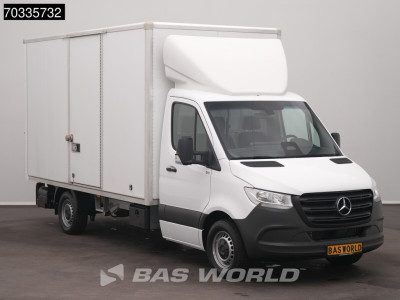 Mercedes-Benz Sprinter 315 CDI Nieuw / New! Laadklep Bakwagen AC/Climate Zijdeur Cruise 10MBUX CarPlay DHollandia Euro6 Meubelbak Koffer Möbelkoffer LBW Airco Cruise control foto 5