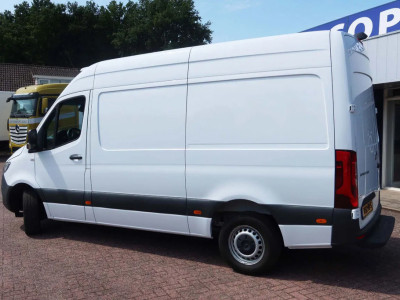 Mercedes-Benz Sprinter 317 Koel/Vries L2/H2 220 Volt stekker 3