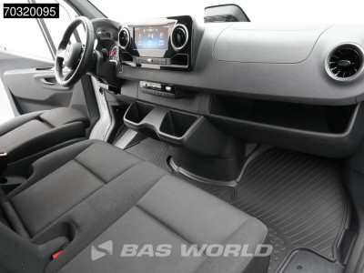 Mercedes-Benz Sprinter 317 CDI Automaat 2025 Model L2H2 Navi LED Airco Cruise Camera Parkeersensoren 10inch MBUX  CarPlay Stoelverwarming Euro6 L2 Airco Cruise control foto 13