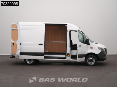 Mercedes-Benz Sprinter 317 CDI Automaat 2025 Model L2H2 Navi LED Airco Cruise Camera Parkeersensoren 10inch MBUX  CarPlay Stoelverwarming Euro6 L2 Airco Cruise control foto 8