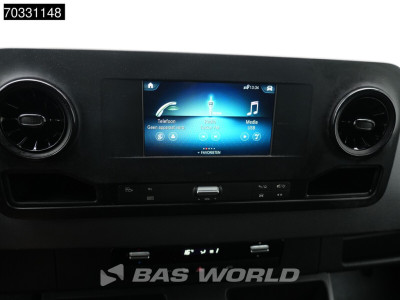 Mercedes-Benz Sprinter 317 CDI Automaat L2H2 170PK Airco Camera MBUX CarPlay Parkeersensoren Euro6 L2 Airco 17