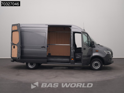 Mercedes-Benz Sprinter 317 CDI Automaat L2H2 170PK LED Navi Airco Cruise Camera 10inch MBUX CarPlay Parkeersensoren Euro7 L2 Airco Cruise control foto 10