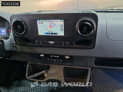 Mercedes-Benz Sprinter 317 CDI Automaat L2H2 170PK Navi Airco Cruise Camera Parkeersensoren MBUX CarPlay Euro6 L2 Airco Cruise control foto 14