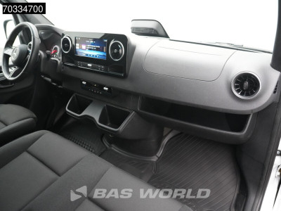 Mercedes-Benz Sprinter 317 CDI Automaat L2H2 AC/Climate 10MBUX Carplay LED Camera Cruise Parkeersensoren Euro6 L2 Airco Cruise control foto 13