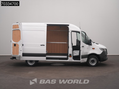 Mercedes-Benz Sprinter 317 CDI Automaat L2H2 AC/Climate 10MBUX Carplay LED Camera Cruise Parkeersensoren Euro6 L2 Airco Cruise control foto 7