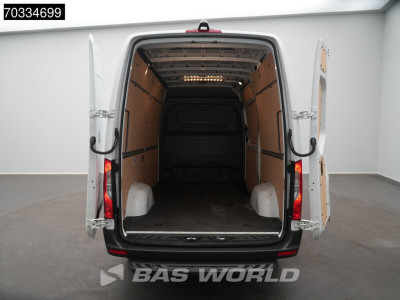 Mercedes-Benz Sprinter 317 CDI Automaat L2H2 AC/Climate 10MBUX Carplay LED Camera Cruise Parkeersensoren Euro6 L2 Airco Cruise control foto 8