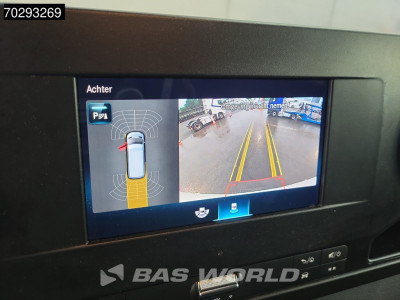Mercedes-Benz Sprinter 317 CDI Automaat L3H2 170PK Airco Cruise Camera Parkeersensoren MBUX CarPlay Euro6 L3 15m3 Airco foto 15