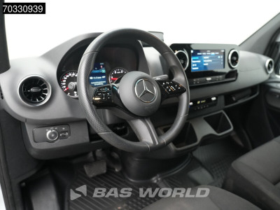 Mercedes-Benz Sprinter 317 CDI Automaat L3H2 170PK Trekhaak Navi Airco Cruise Camera 10inch MBUX CarPlay Parkeersensoren v+a Euro6 L3 Airco Trekhaak Cruise control foto 3