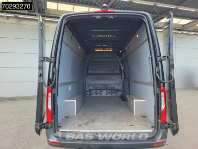 Mercedes-Benz Sprinter 317 CDI Automaat L3H2 3,5t Trekhaak Airco Cruise Camera Parkeersensoren MBUX CarPlay Euro6 L3 15m3 Airco Trekhaak foto 6