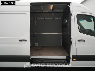 Mercedes-Benz Sprinter 317 CDI Automaat L3H2 AC/Climate 3,5t Trekhaak MBUX Carplay Camera Parkeersensoren Euro6 L3 Airco Trekhaak foto 8